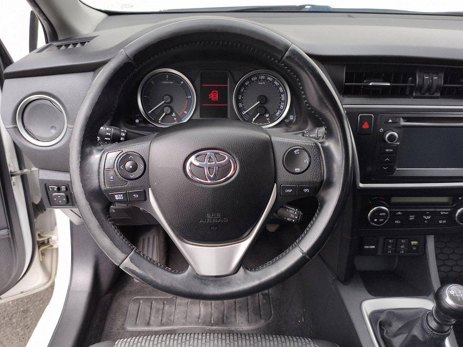 Toyota Auris 2.0 D-4D 