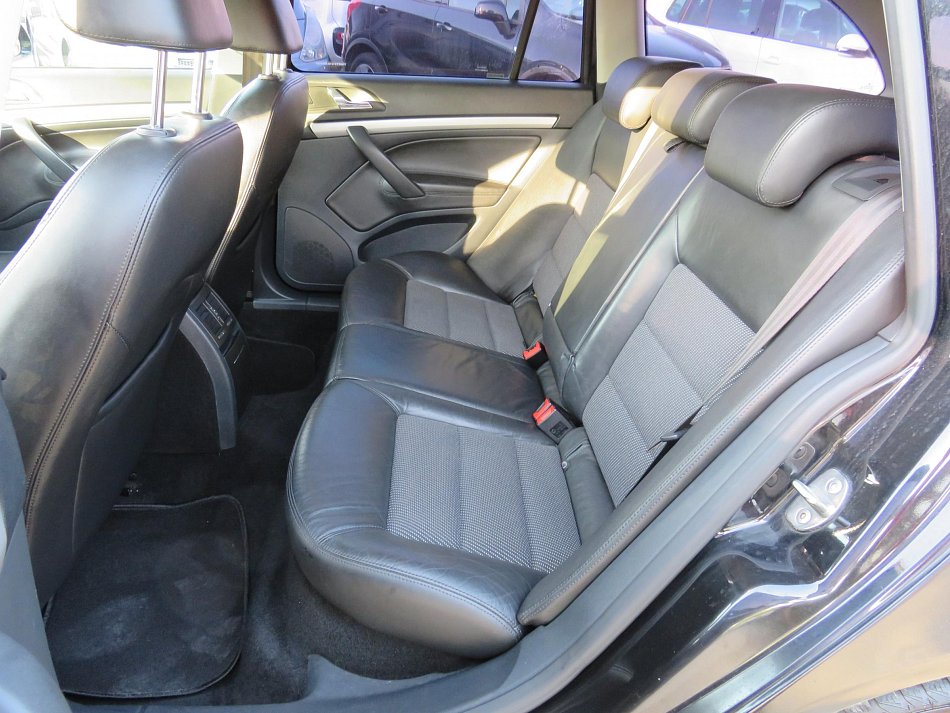 Škoda Octavia II 1.6 TDi  4x4