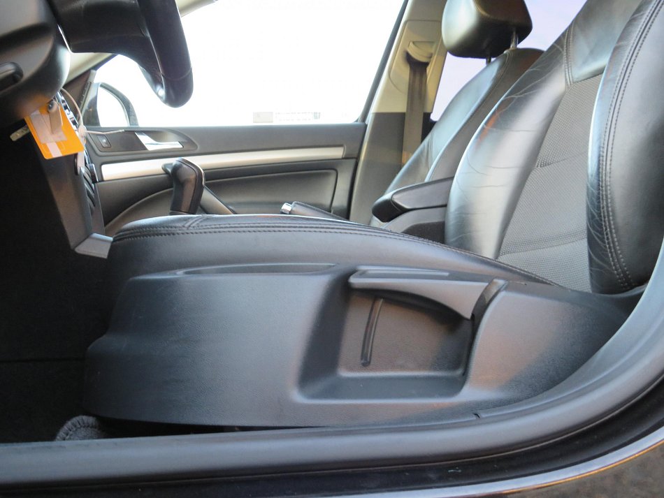 Škoda Octavia II 1.6 TDi  4x4