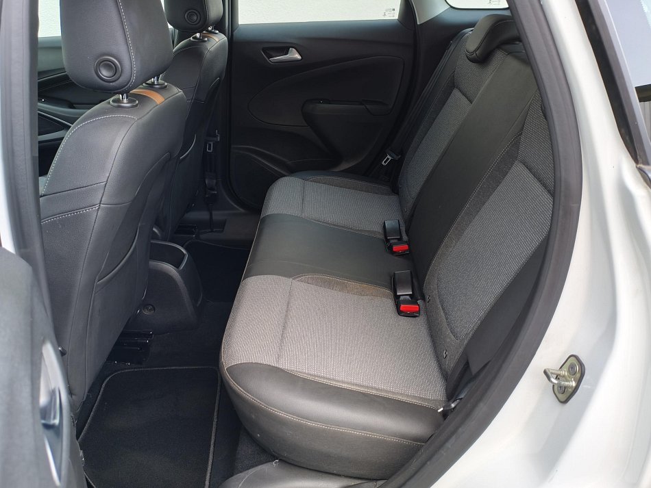 Opel Crossland X 1.2 T Elegance