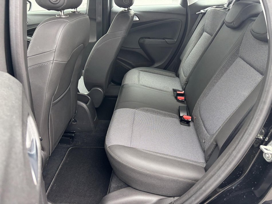 Opel Crossland 1.2T Elegance