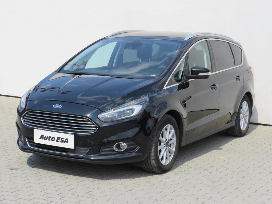 Ford S-MAX 2.0 TDCi Titanium 7míst