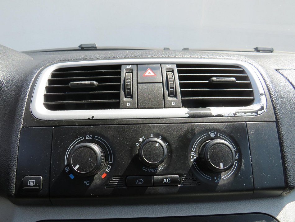 Škoda Roomster 1.6i 