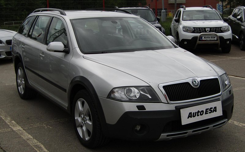 Škoda Octavia II 2.0 TDi Scout 4x4