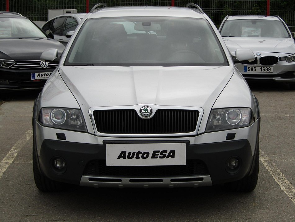 Škoda Octavia II 2.0 TDi Scout 4x4