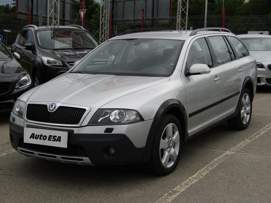 Škoda Octavia II 2.0 TDi Scout 4x4
