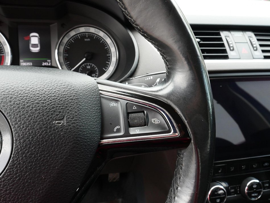 Škoda Octavia III 2.0 TDi  4x4