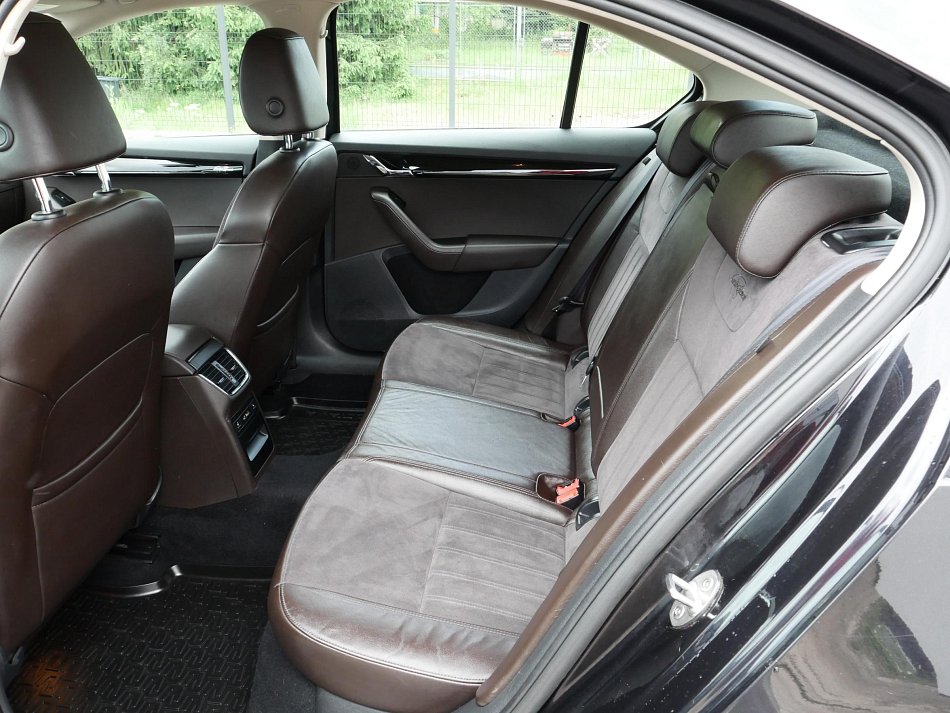 Škoda Octavia III 2.0 TDi  4x4