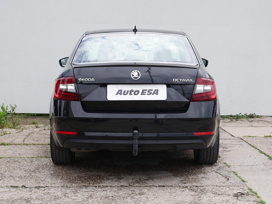 Škoda Octavia III 2.0 TDi  4x4