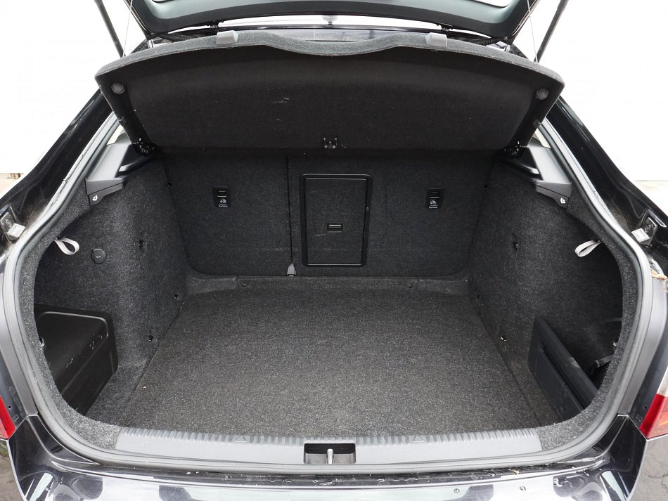 Škoda Octavia III 2.0 TDi  4x4