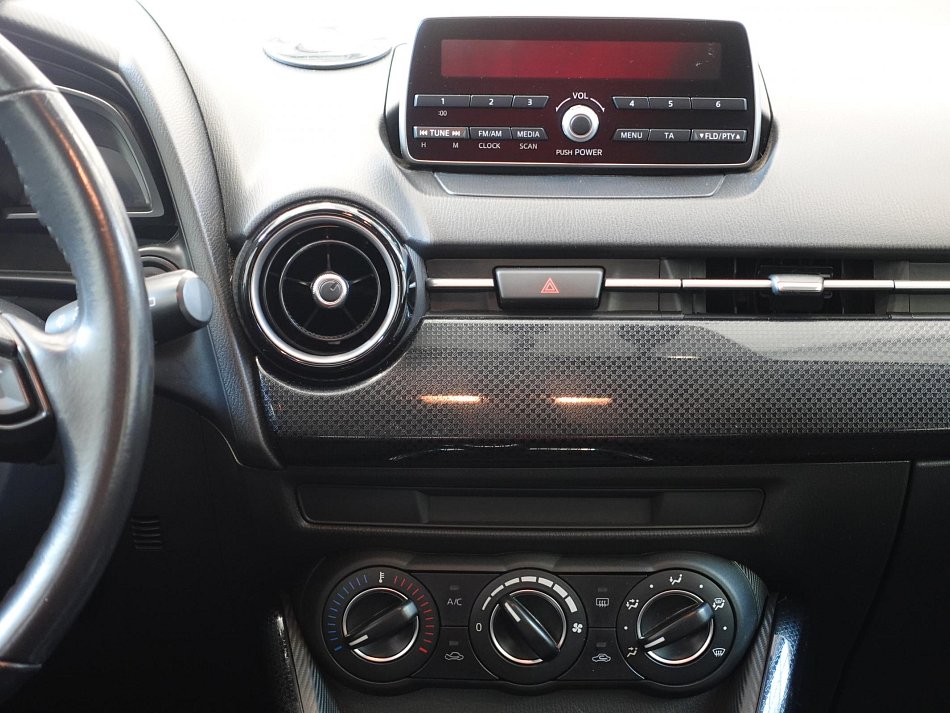 Mazda 2 1.5i 