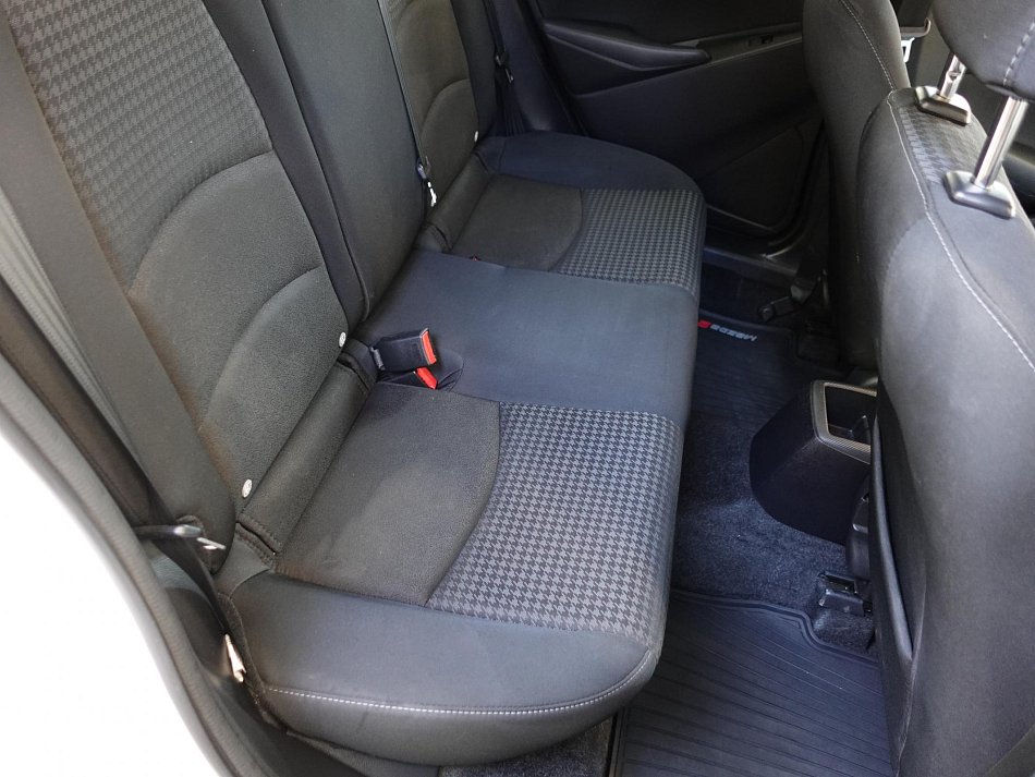 Mazda 2 1.5i 