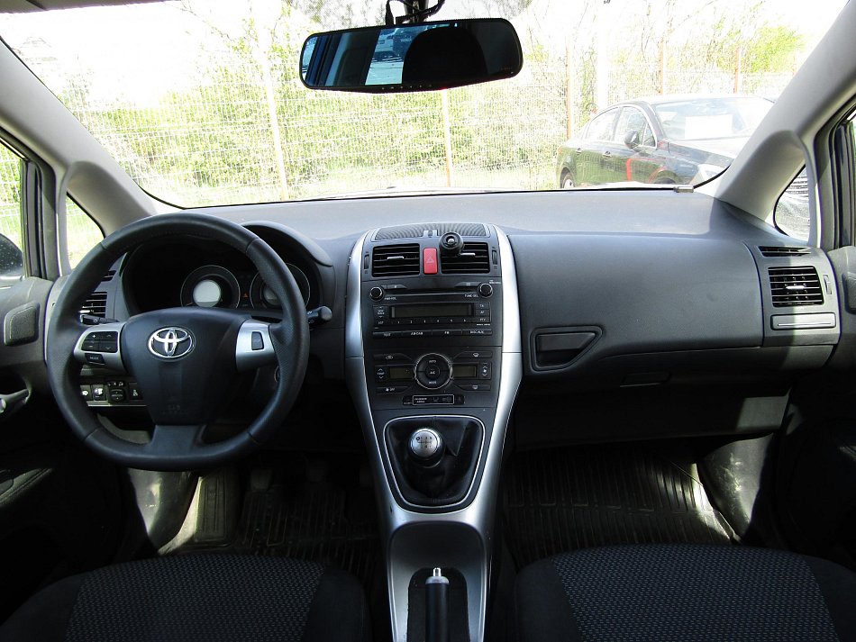Toyota Auris 1.4 D-4D 