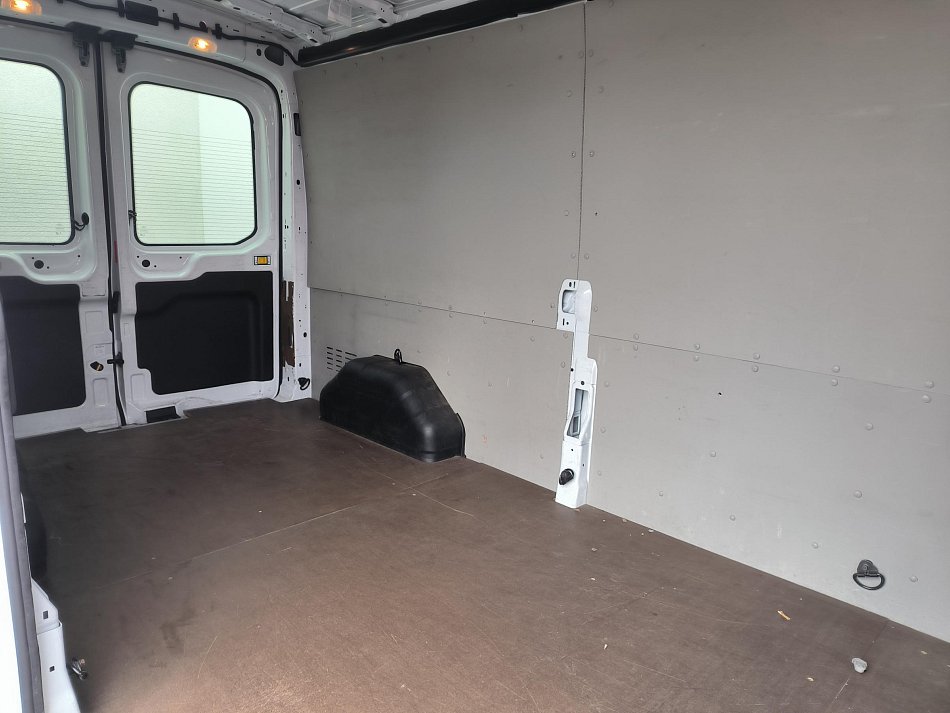 Ford Transit 2.0TDCi Trend L3H2