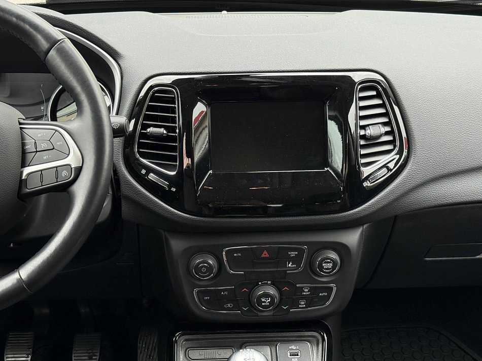 Jeep Compass 1.3GSE 