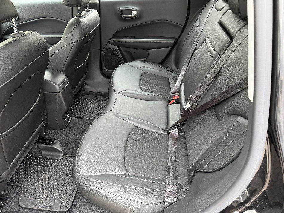 Jeep Compass 1.3GSE 