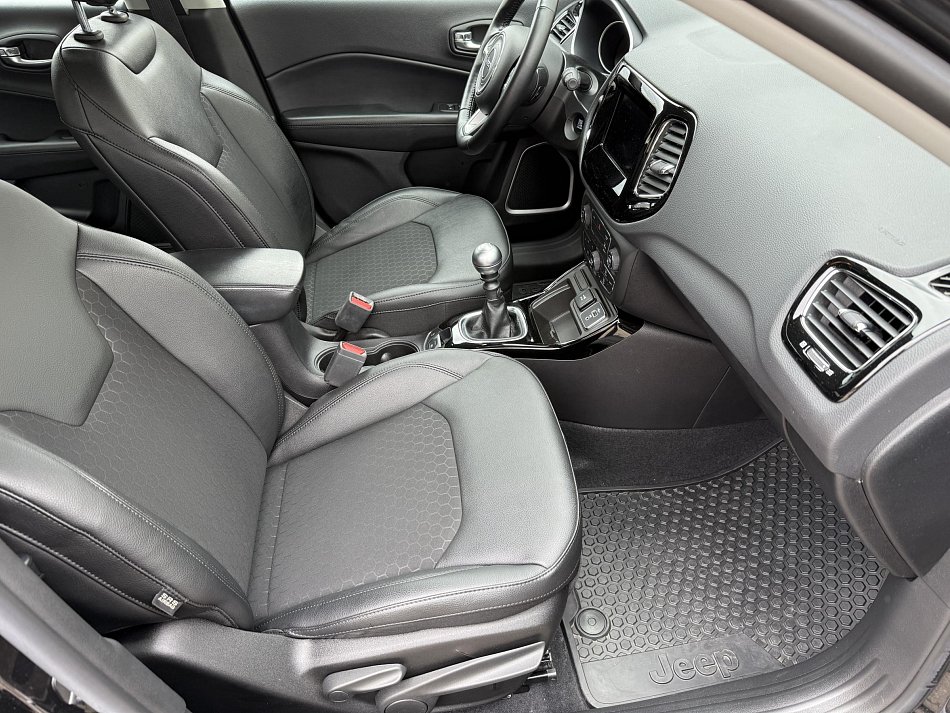 Jeep Compass 1.3GSE 