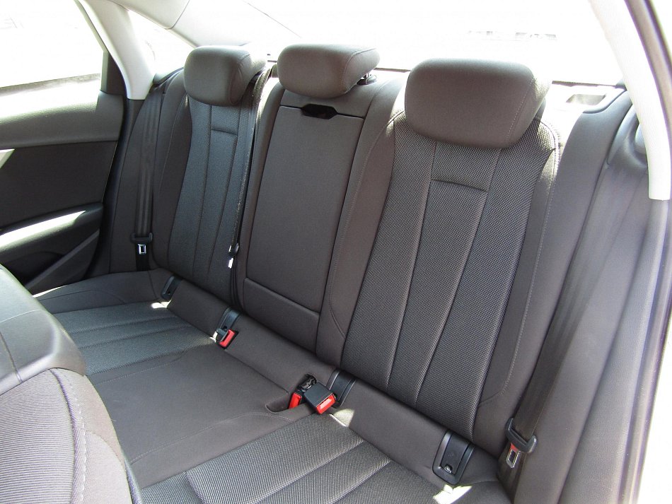 Audi A4 2.0 TDi 