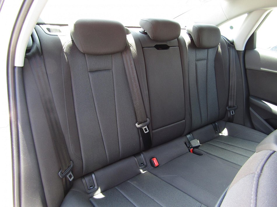 Audi A4 2.0 TDi 