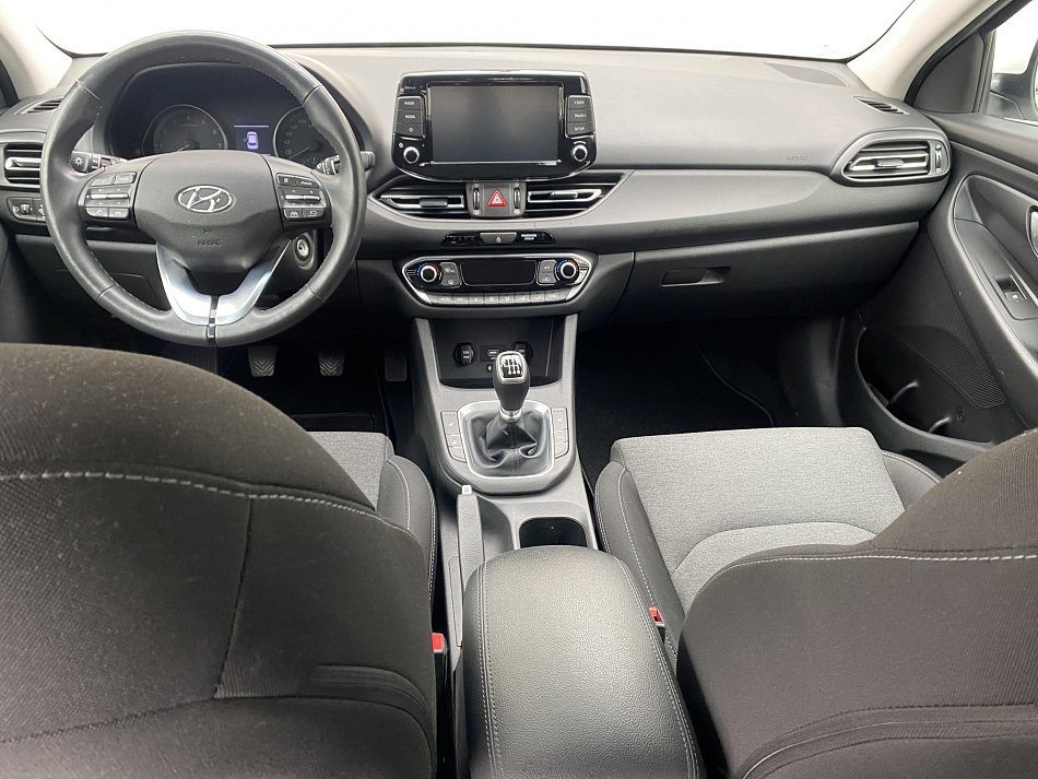 Hyundai I30 1.5 DPi Smart