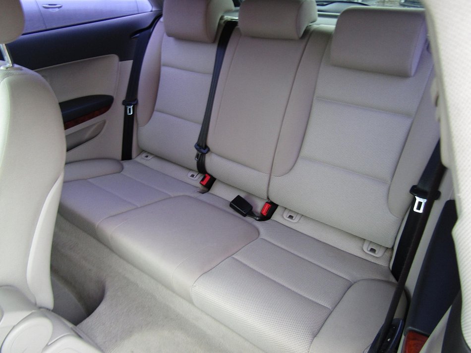 Audi A3 1.6i 