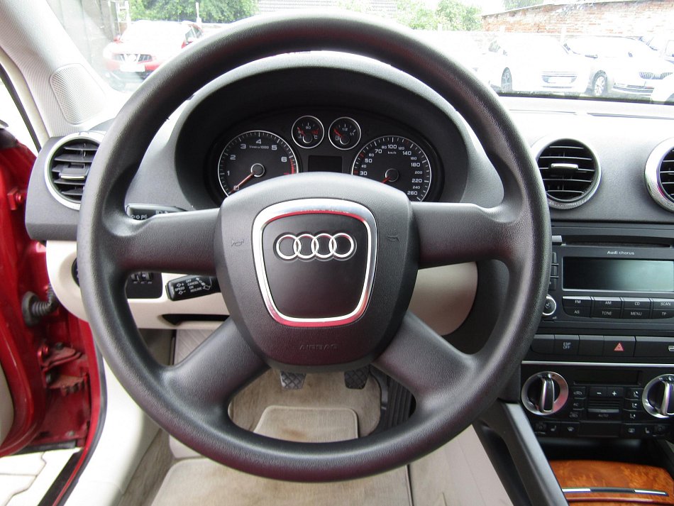 Audi A3 1.6i 