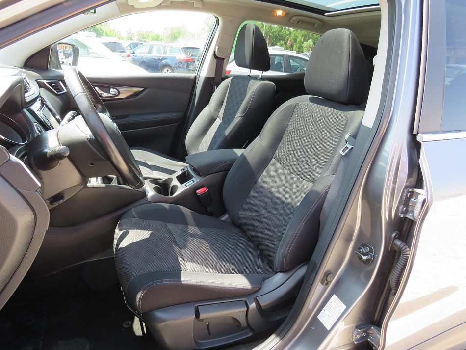 Nissan Qashqai 1.6 dCi N-Connecta