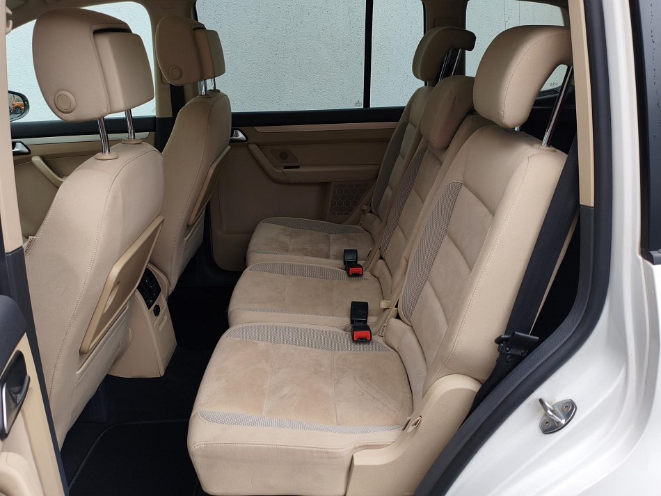 Volkswagen Touran 1.4 TSi Highline