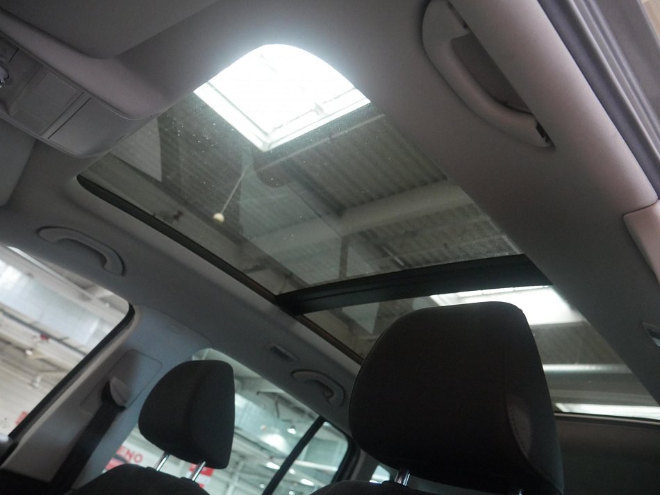 Volkswagen Tiguan 1.4 TSI 