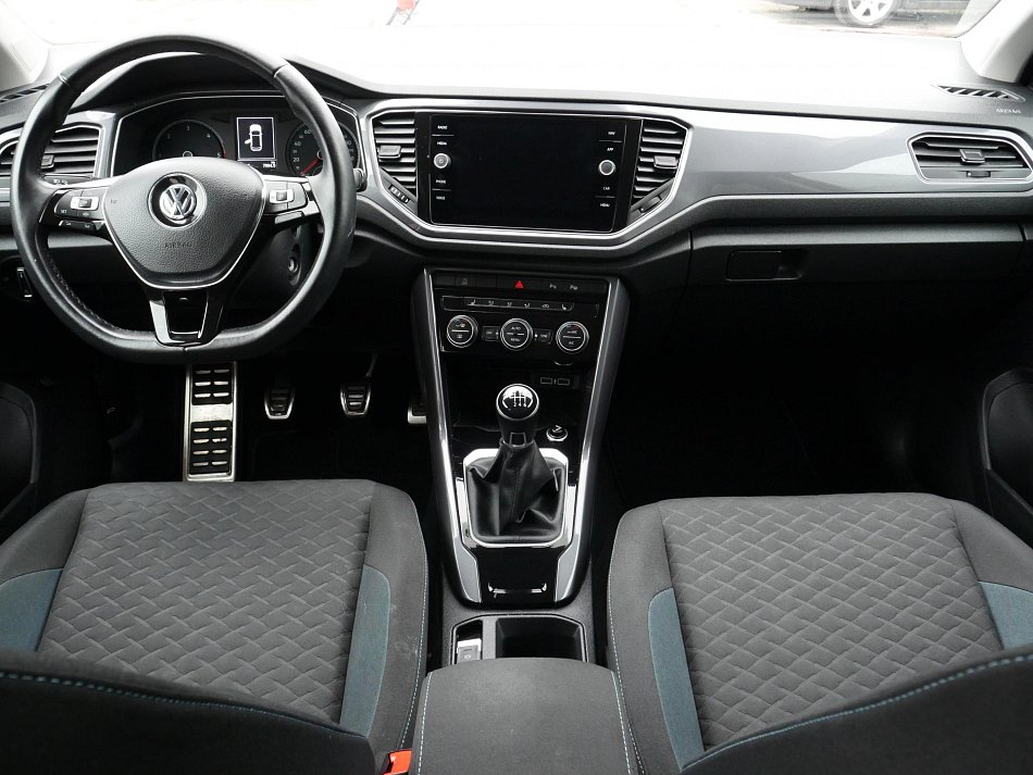 Volkswagen T-Roc 1.6 TDi  IQ. Drive