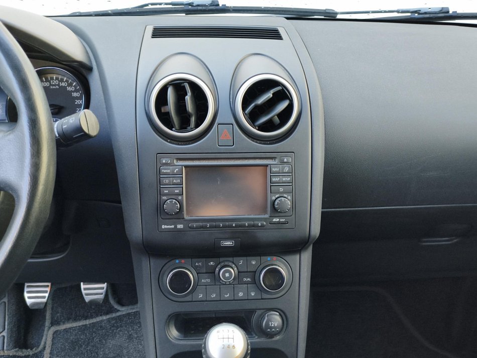 Nissan Qashqai 2.0 N-Connecta