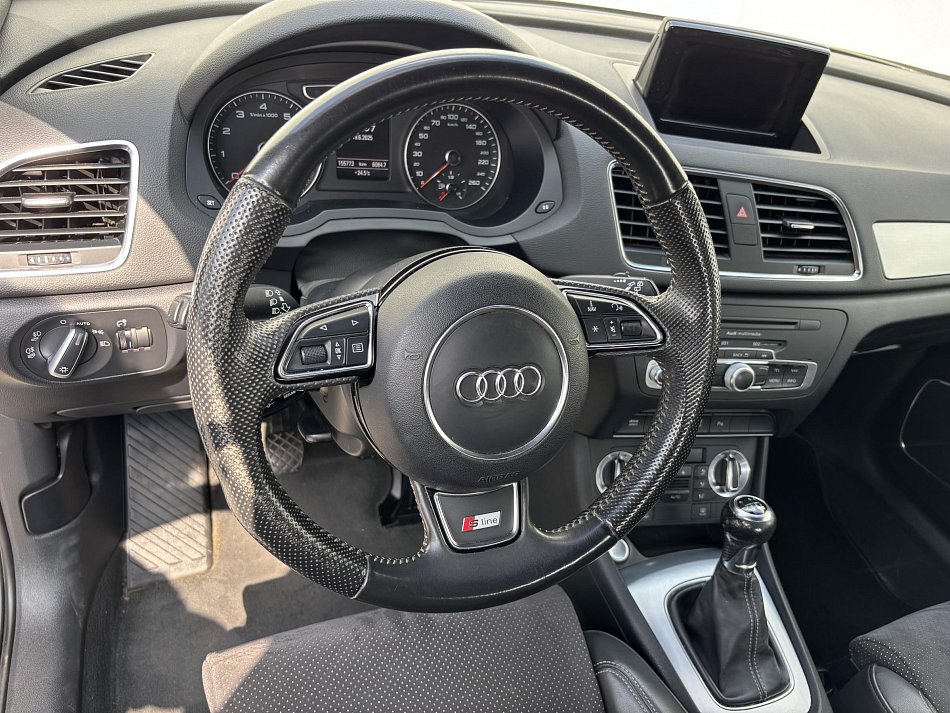 Audi Q3 2.0 TFSi S-line quattro