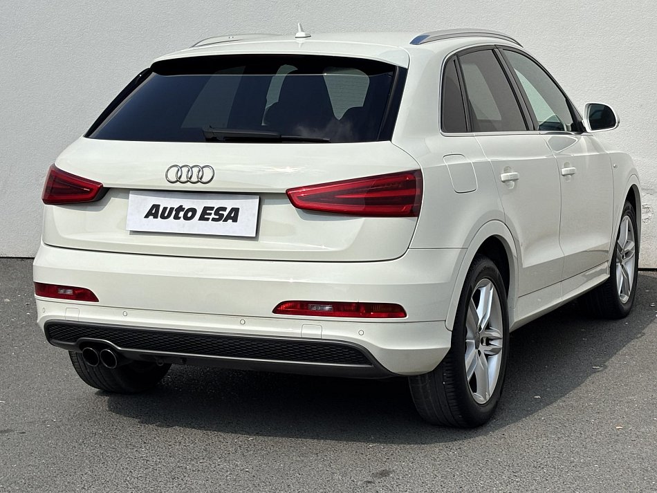 Audi Q3 2.0 TFSi S-line quattro