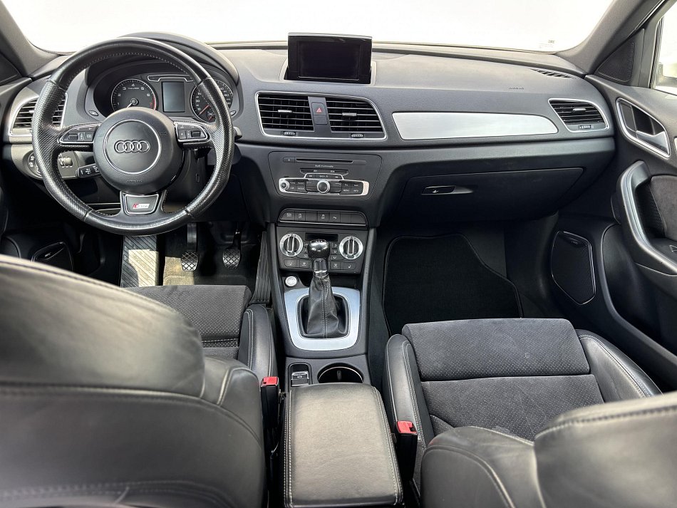 Audi Q3 2.0 TFSi S-line quattro