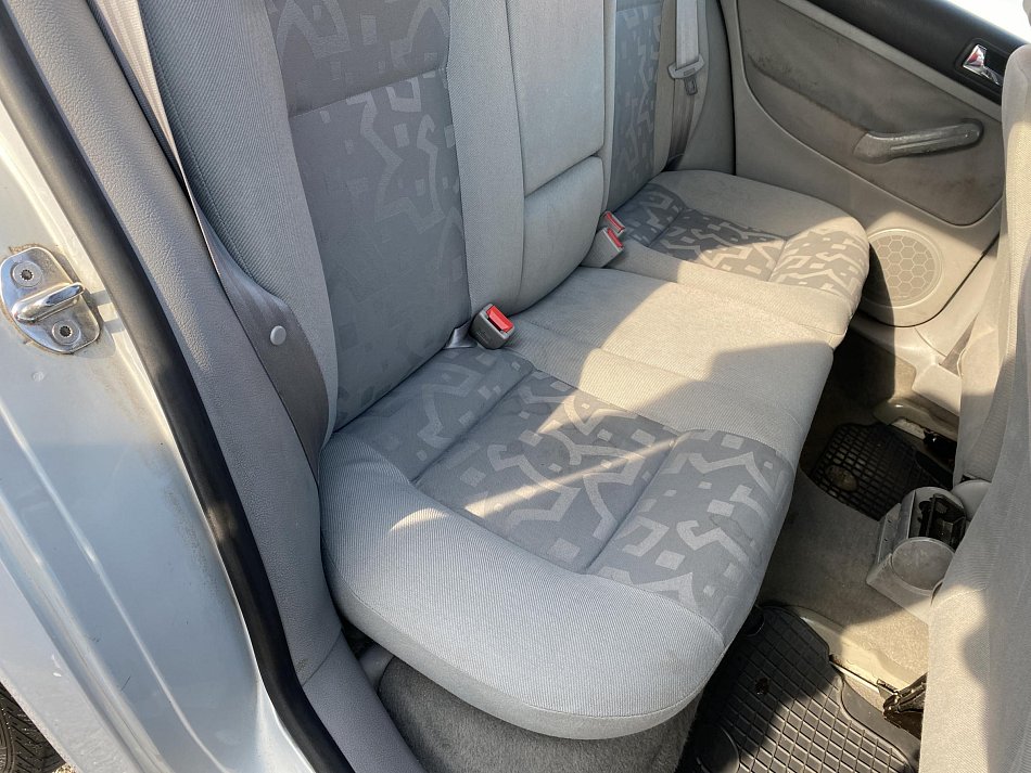 Volkswagen Golf 1.9 TDI 