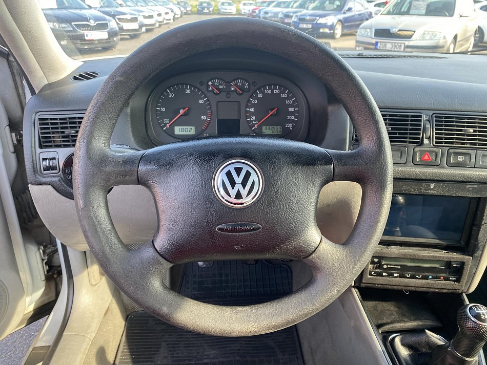 Volkswagen Golf 1.9 TDI 