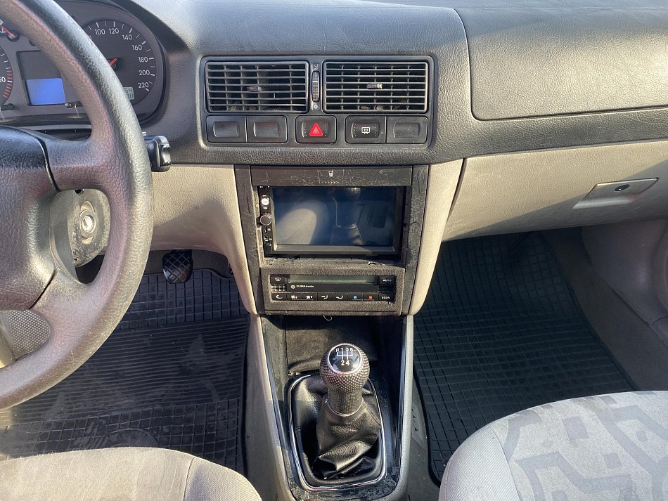 Volkswagen Golf 1.9 TDI 