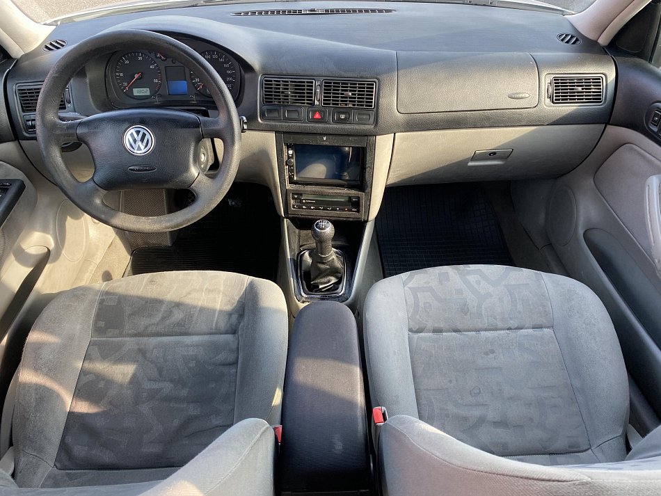 Volkswagen Golf 1.9 TDI 