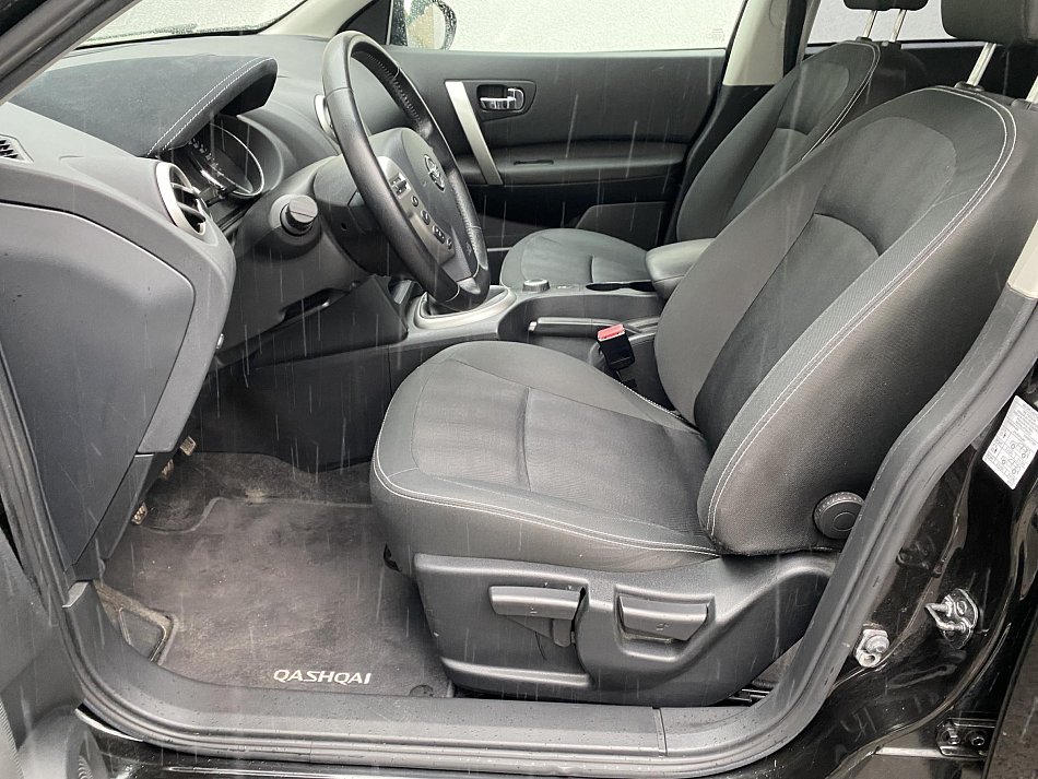 Nissan Qashqai 2.0i Acenta 4x4