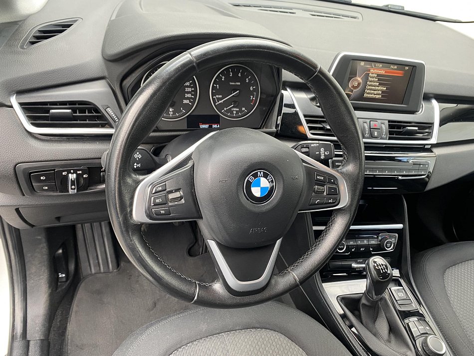 BMW Řada 2 1.5i  218 i