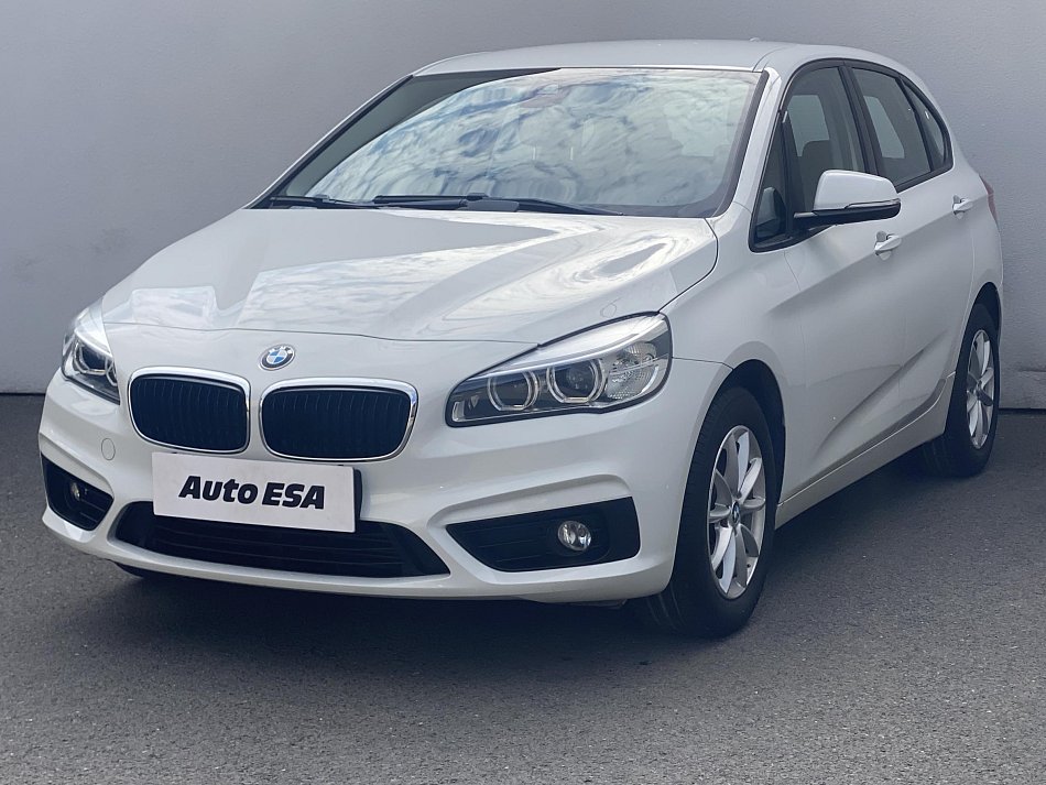 BMW Řada 2 1.5i  218 i