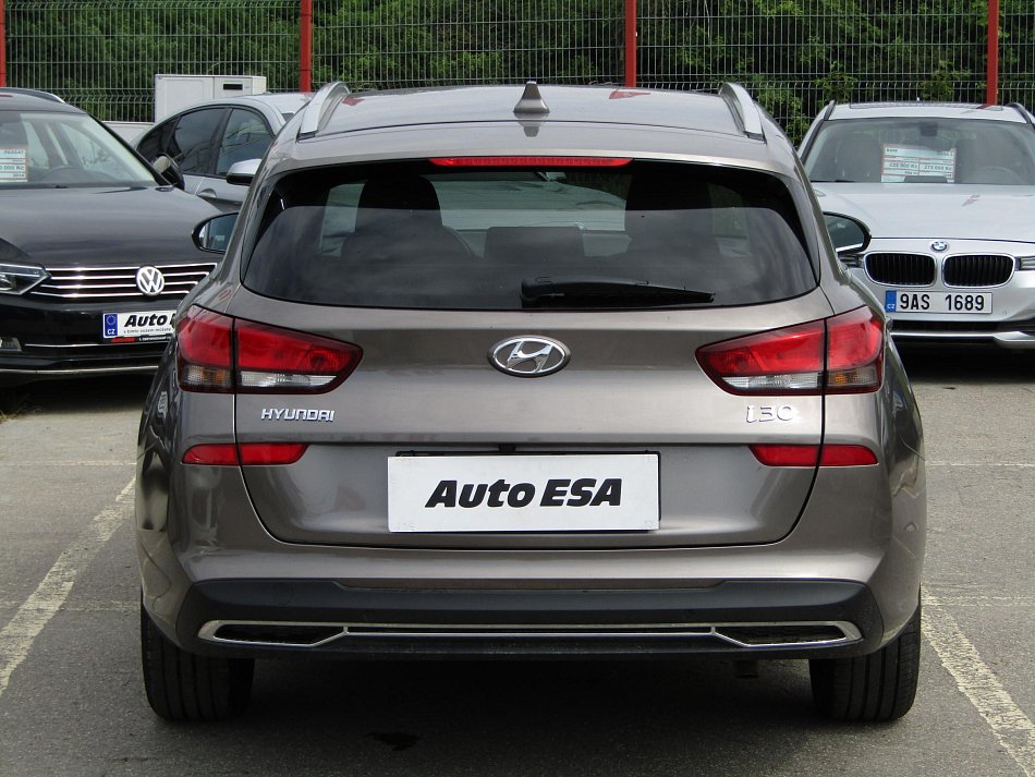 Hyundai I30 1.5 T-GDi 
