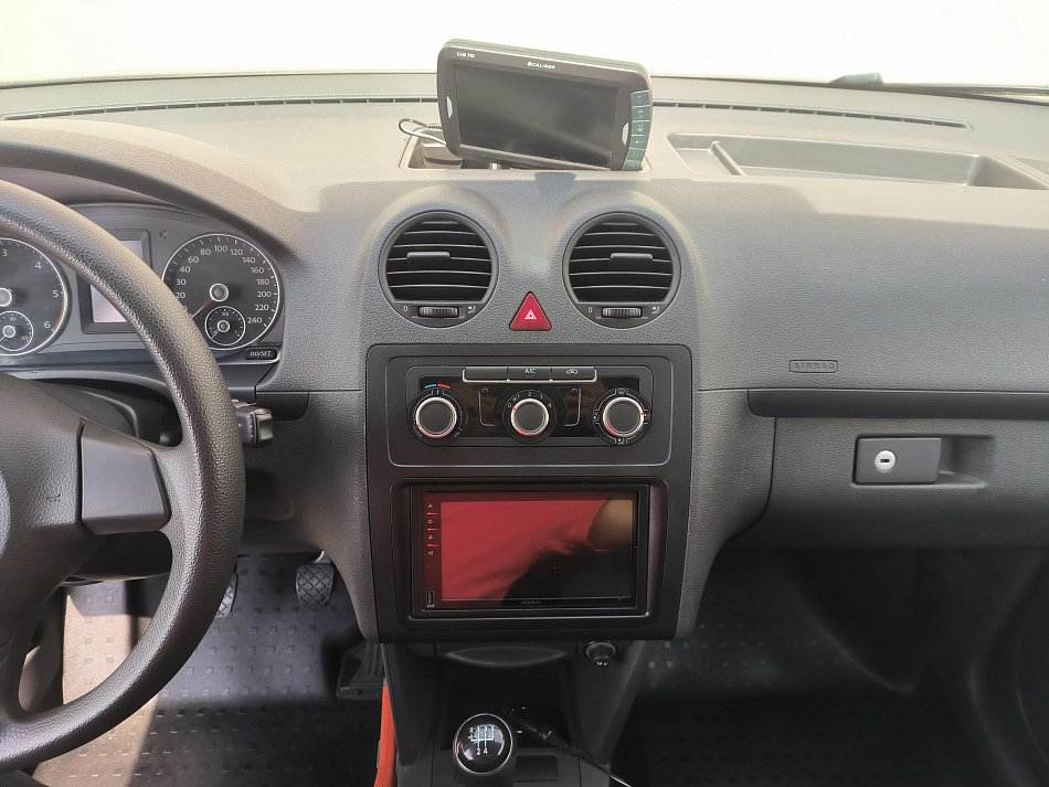 Volkswagen Caddy 1.6TDi  MAXi dílna