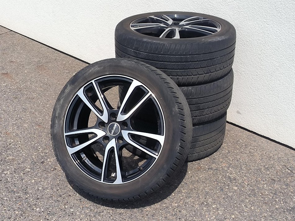 Volkswagen Caddy 1.6TDi  MAXi dílna