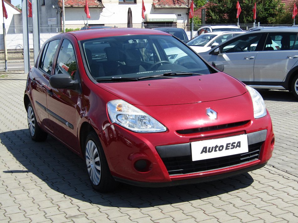 Renault Clio 1.2i 