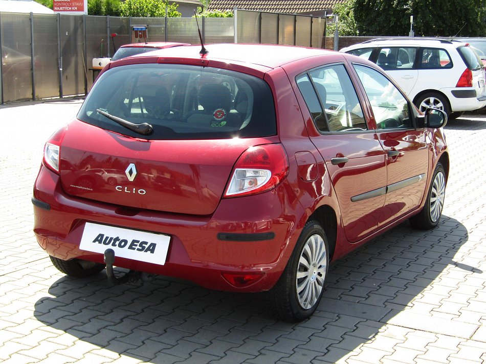 Renault Clio 1.2i 