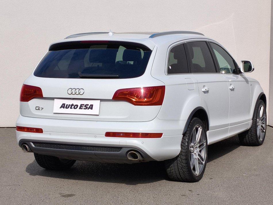 Audi Q7 3.0 TDI  quattro