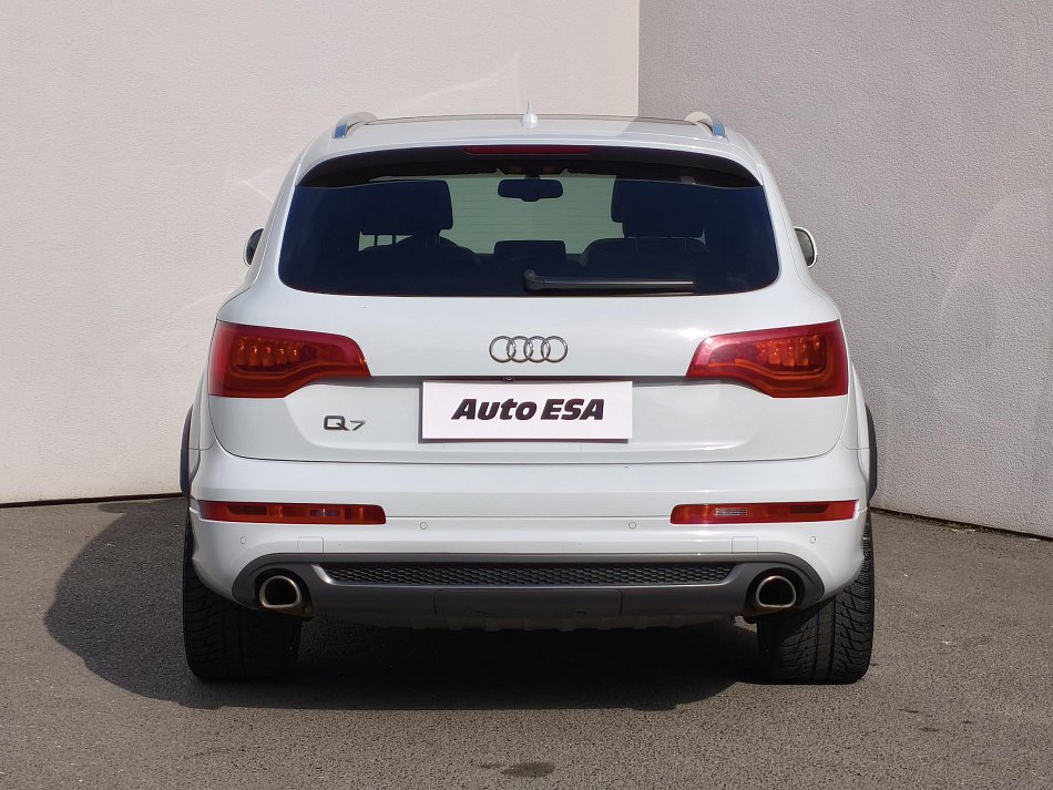 Audi Q7 3.0 TDI  quattro