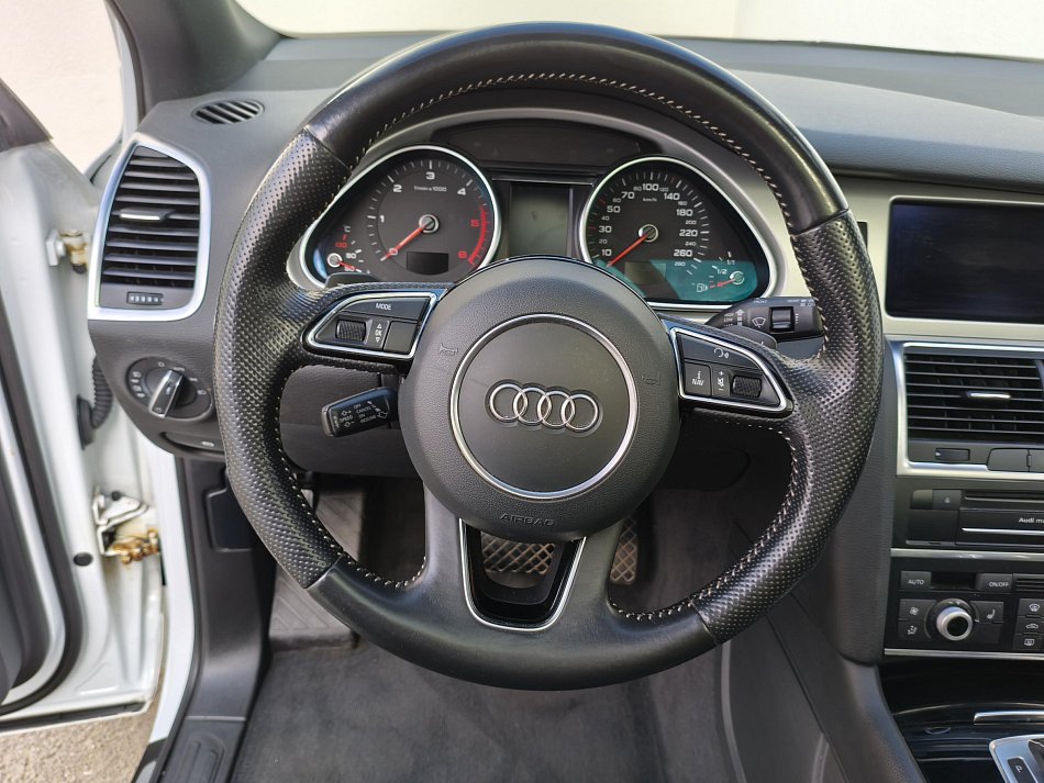 Audi Q7 3.0 TDI  quattro