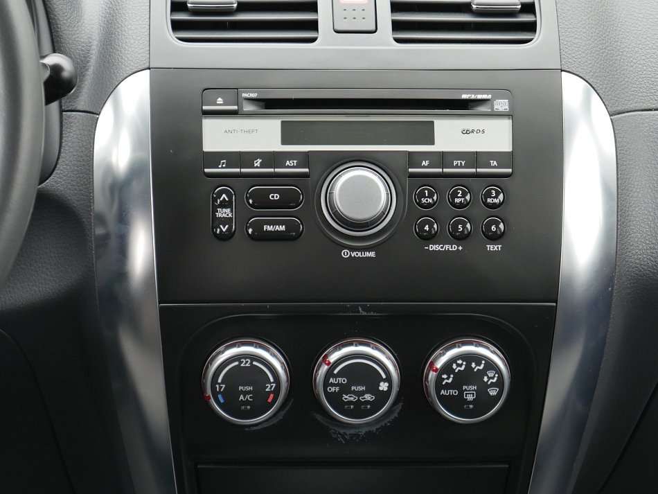 Suzuki SX4 1.6 i 